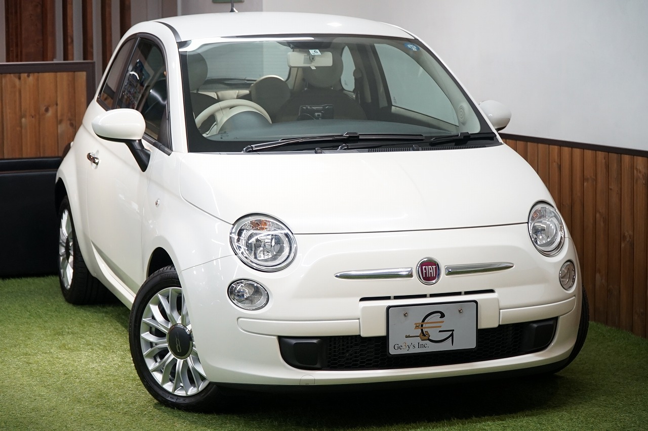 入庫情報 15年 フィアット Fiat 500 Pelle フィアット チンクエチェント ペッレ 皮 を意味する ペッレ の入庫です 全国限定250台 その内 ブラウンレザーは50台という希少性 フィアット500の中では非常に珍しいレザーシートを装着した特別限定車になり