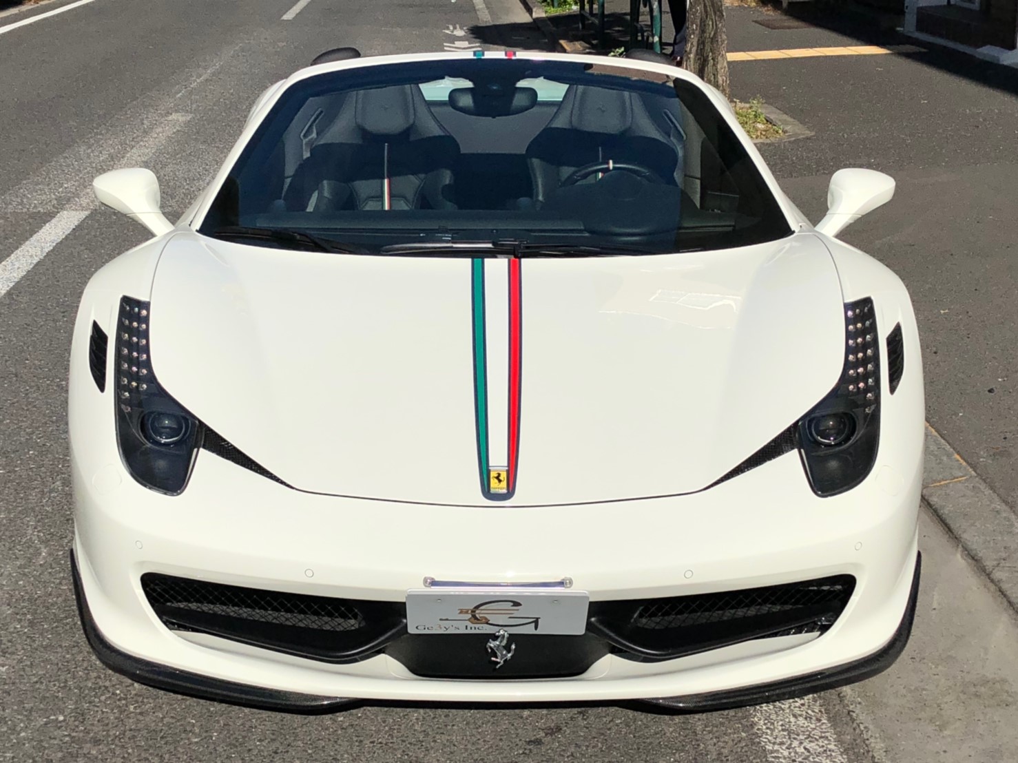 いつもお世話になっているU様よりフェラーリ 458スパイダーのご