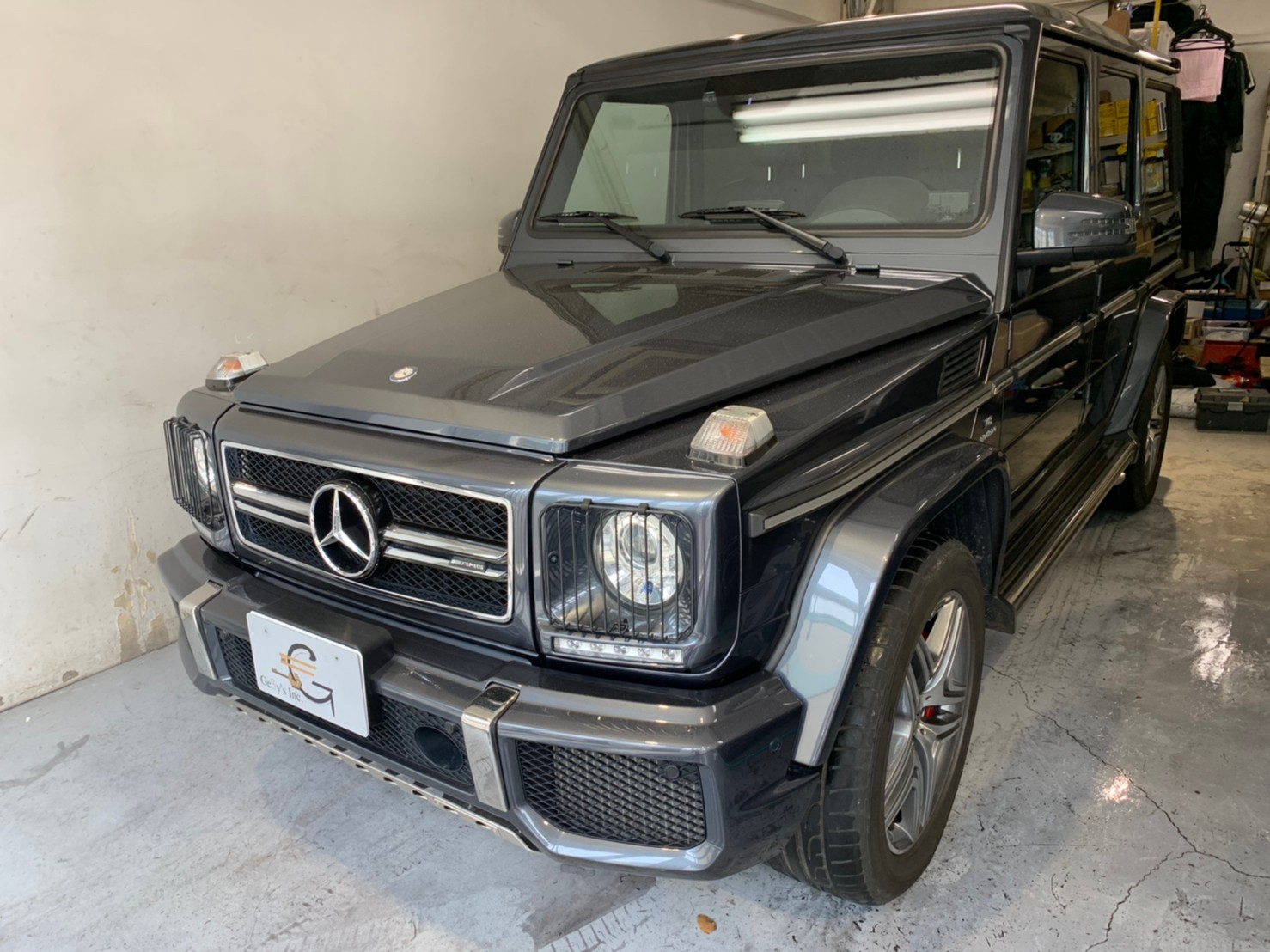 ＡＭＧ Ｇ６３ フロントブレーキパッド／ディスクローターを新品に交換