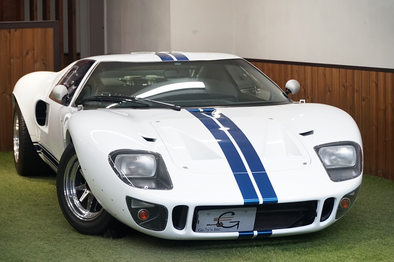 ☆入庫情報☆2015年 フォード GT40 24時間レースで強豪フェラーリを ...